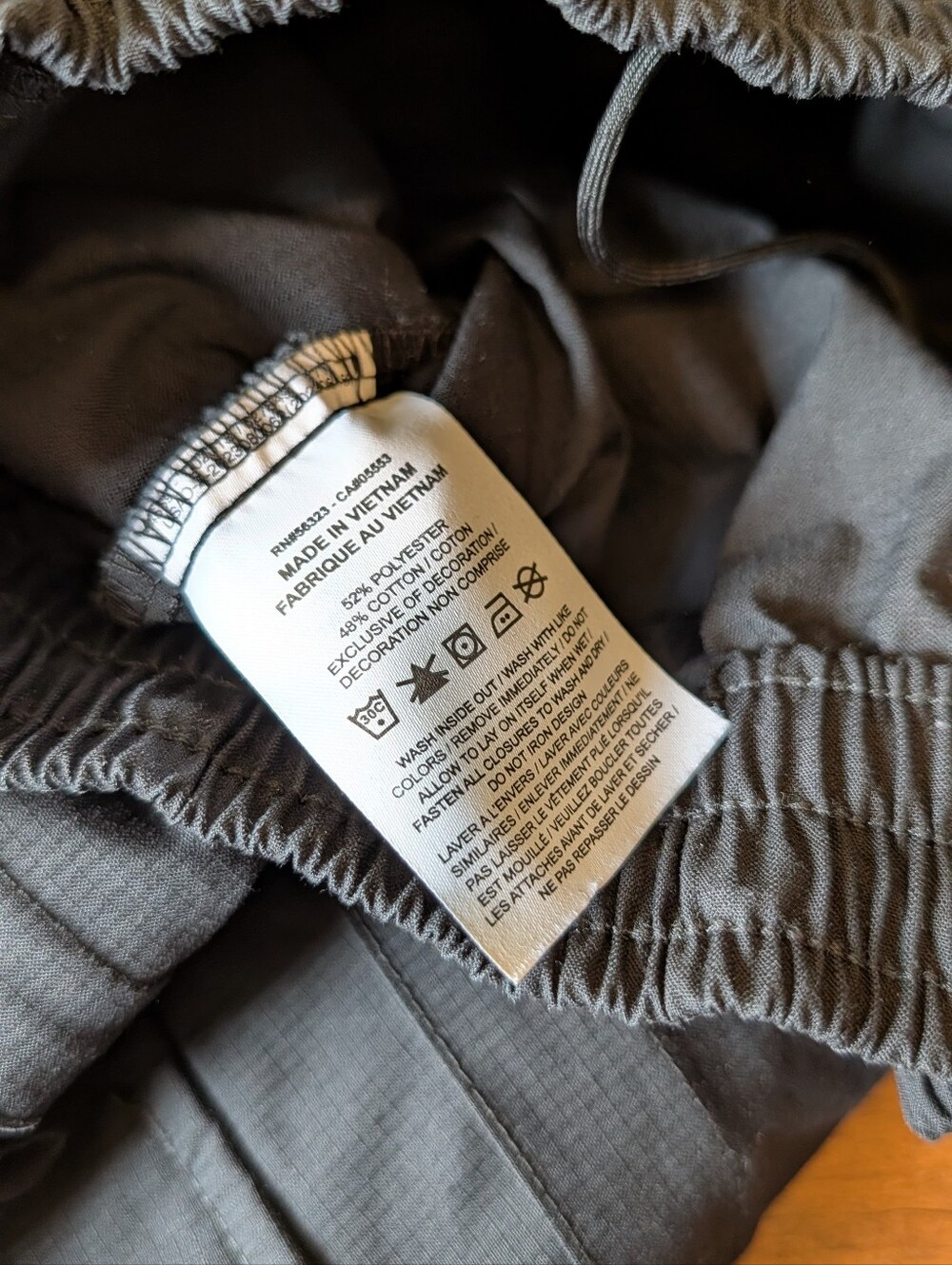 Nike Sportswear Essential Mid Rise Woven Cargo Midi Skirt - Picture 8 of 9